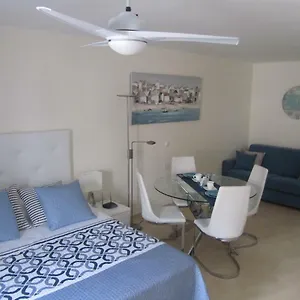 https://los-cristianos-studio-modern-spacious-poolwifi.in-canary-islands.com